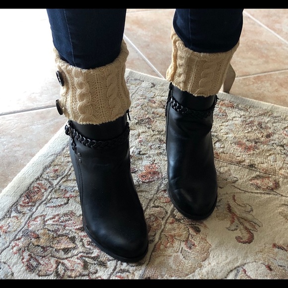 🎁🎄 Boot cuff-button down crochet leg warmers‼️ - Picture 5 of 8